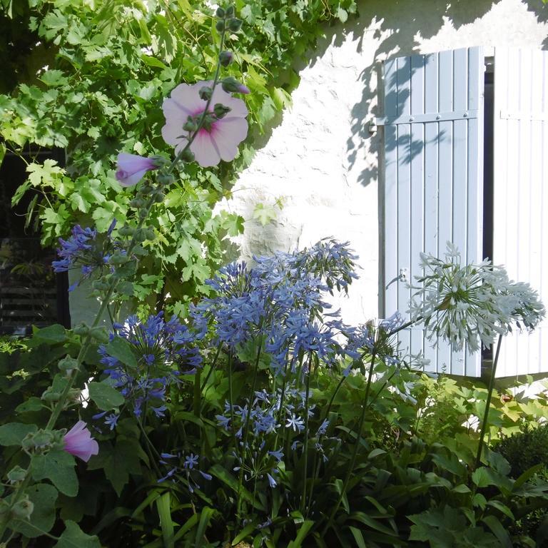 Bed and Breakfast Les 2 Madeleine Saint-Saturnin-du-Bois Exterior foto